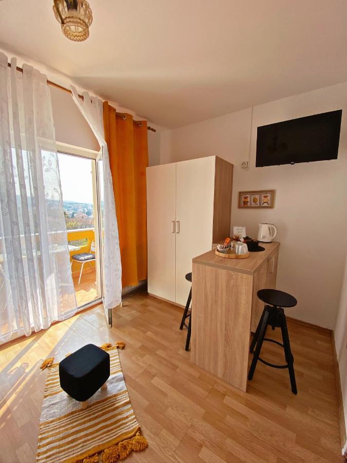 Hotel The Manzoni Family 5 Punat Exterior foto